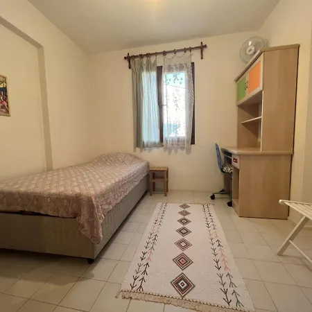 Chic With Terrace And Rooftop In 4*