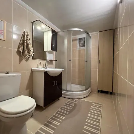 Chic With Terrace And Rooftop In Hotel Izmir