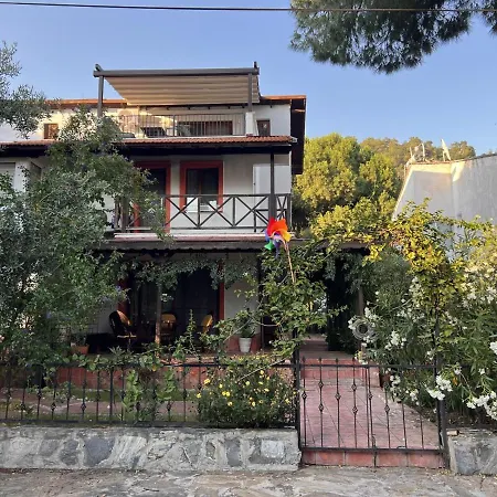Chic With Terrace And Rooftop In